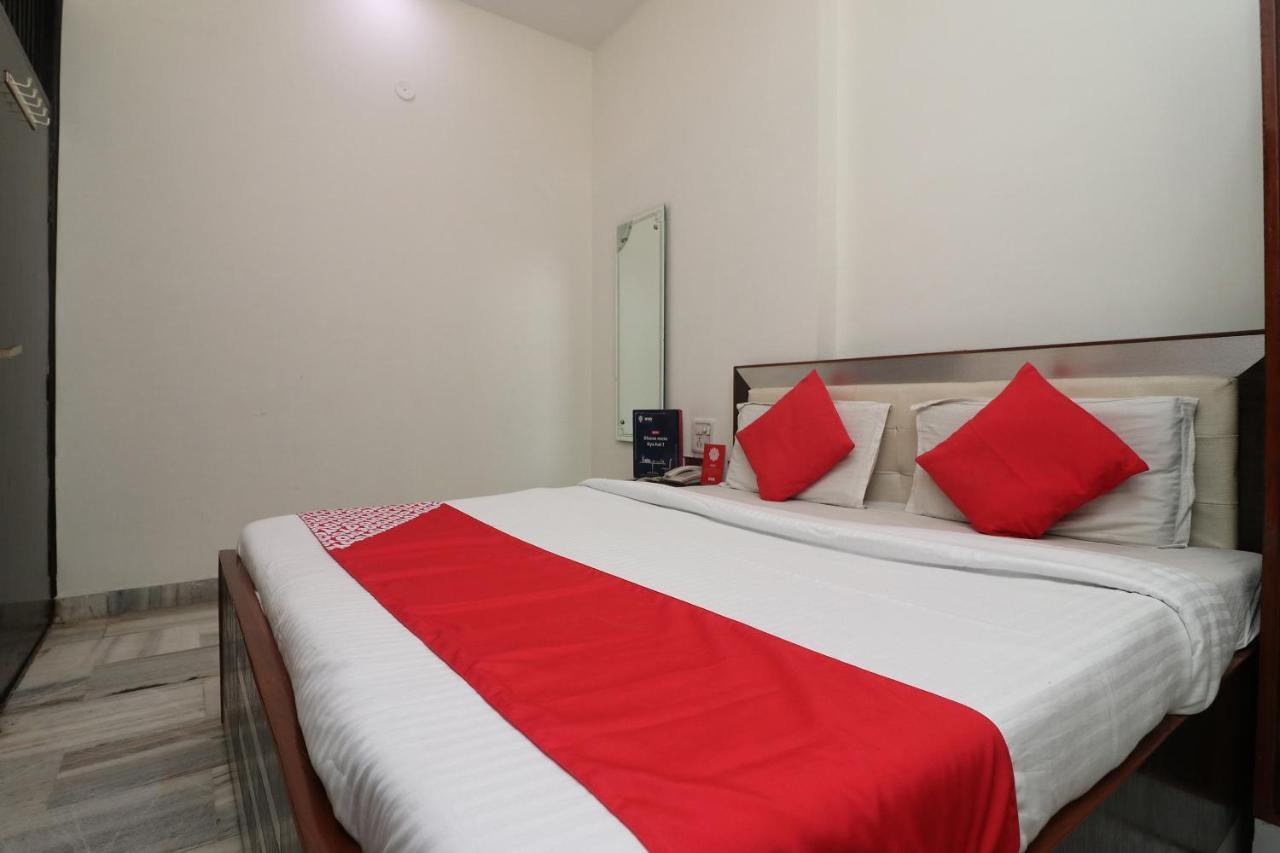 Oyo 24723 Hotel Atul Palace Agra  Buitenkant foto