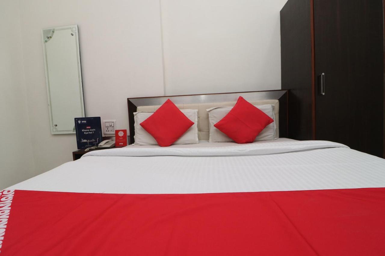 Oyo 24723 Hotel Atul Palace Agra  Buitenkant foto